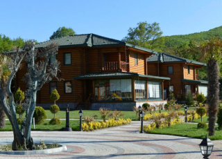Luxury Farmhouse For Sale In The Unspoiled Nature Of Çatalca