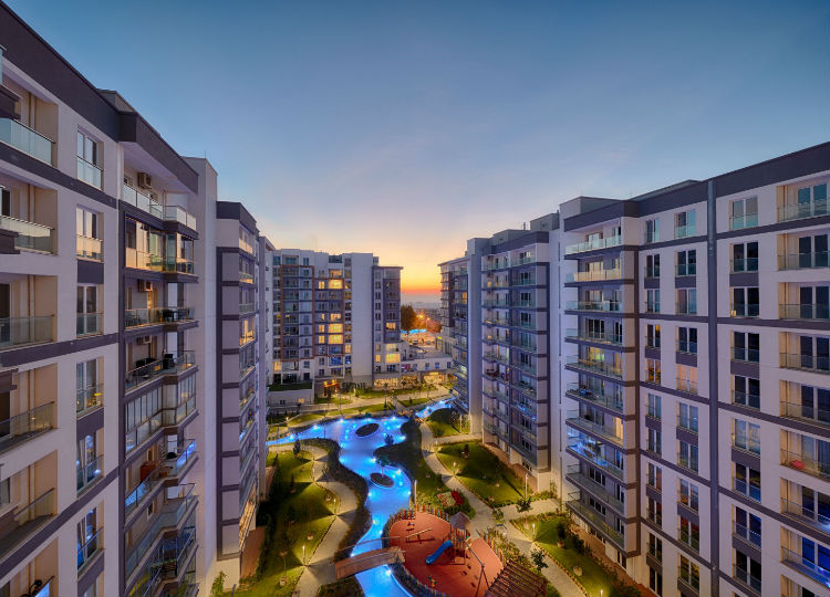 3+1 Flats Reflects The Happiness Inside With Balconies And Terraces